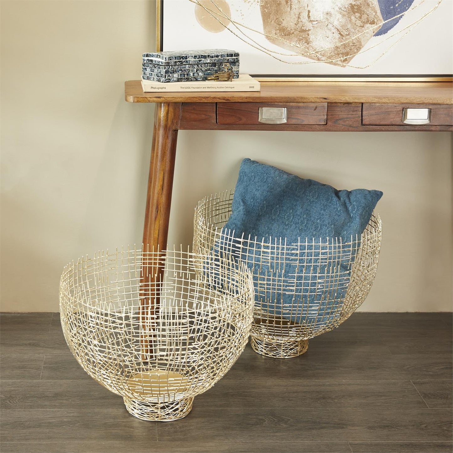GOLD METAL DECORATIVE BOWL WITH CROSS HATCHING PATTERNS, SET OF 2 20", 18"W
