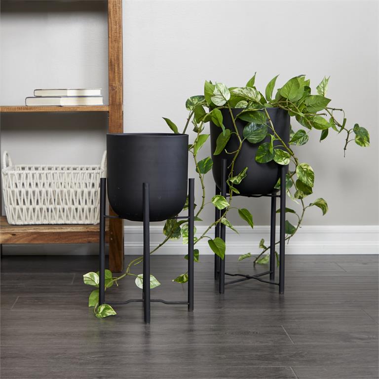 Metal Floor Planter set of 2