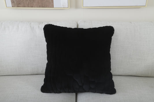 LunaShaggy Black Pillow